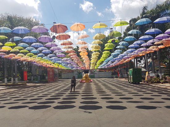 Dam Sen Cultural Park